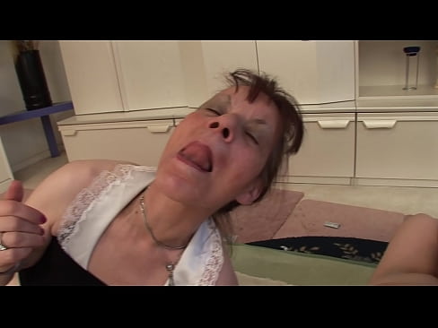 ❤️ Kaks vanaema ja üks vanaisa teevad kolmekesi ️ Porno at us et.superpornpics.ru ❤